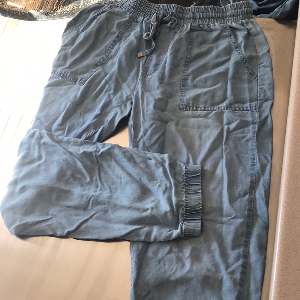 Jeans - Picture 3 of 3